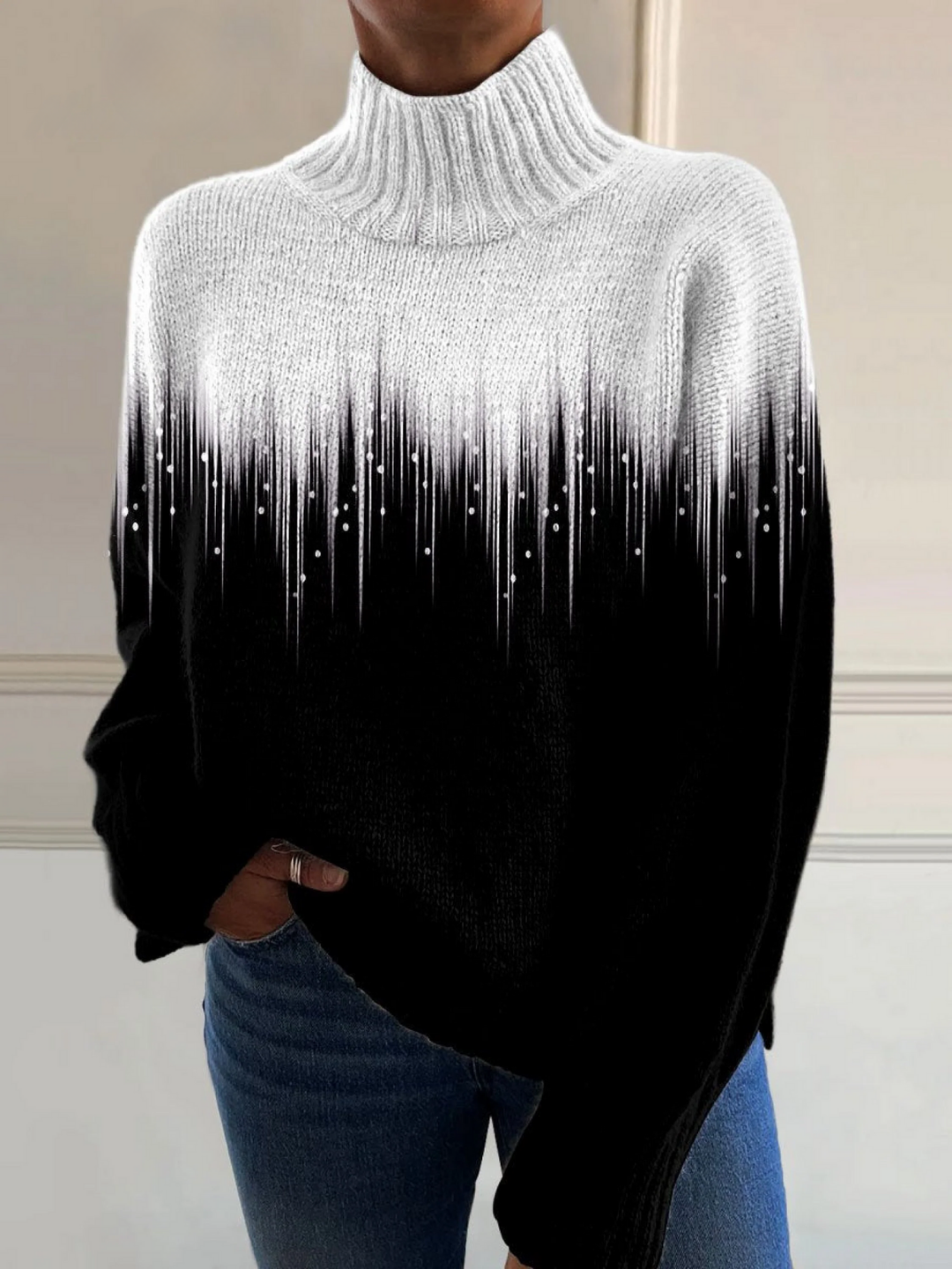Turtleneck Sweater with Romantic Rays Print