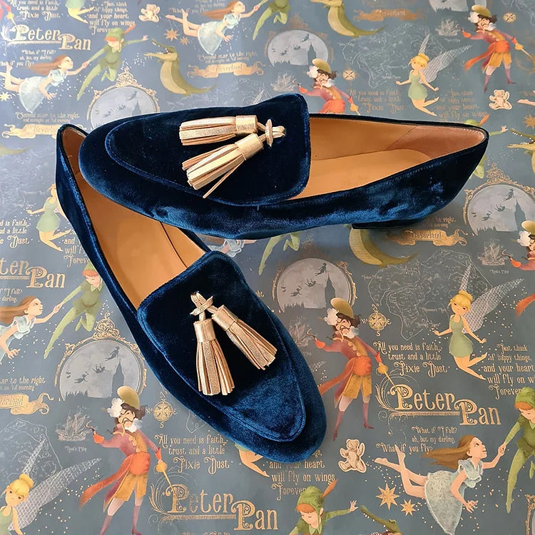 Hannah | Midnight Elegance Loafers Featuring Champagne Tassels