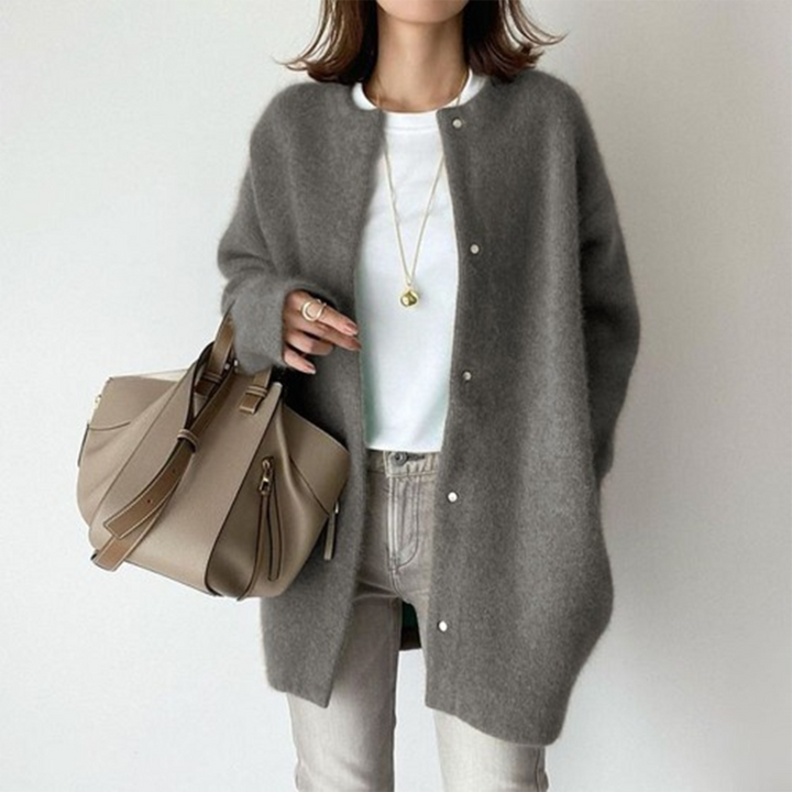 Chloé™ | Luxuriously Cozy Cardigan