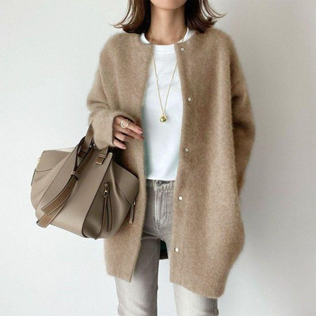 Chloé™ | Luxuriously Cozy Cardigan