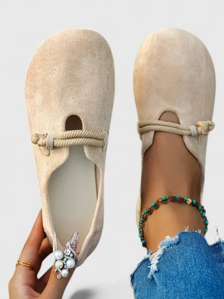 Avelisse | Cozy Comfort Footwear