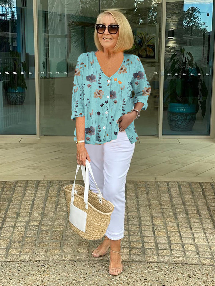 Beatrice | Floral blouse with relaxed elegance