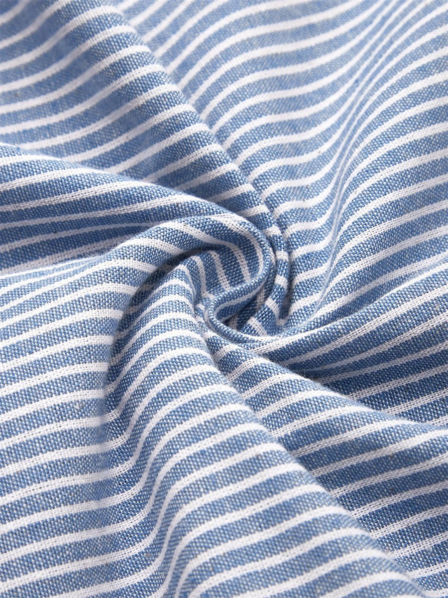 Alexandra | Klassisches Kleid mit Knopfdetails