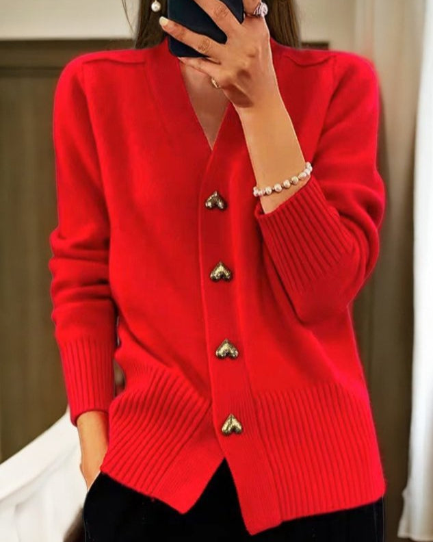 Arielle | Weiche Strickjacke mit Herzknöpfen