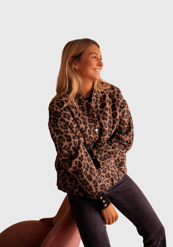 Elodie | Chaqueta elegante con estampado de leopardo