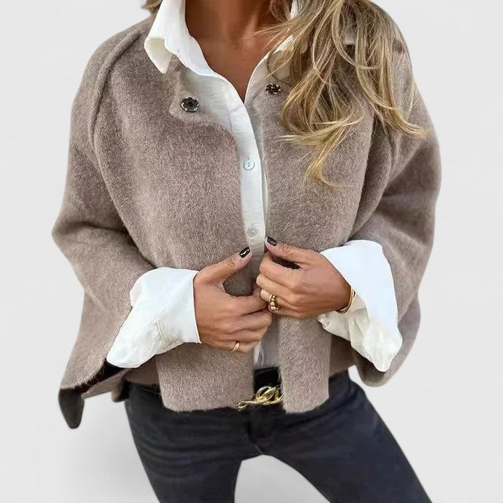 Bettinna | Veste Chic Elegance