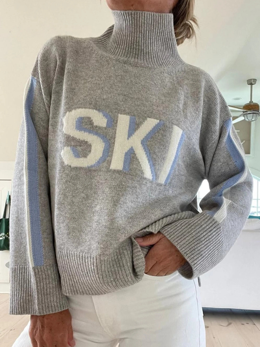 Maglione dolcevita in cashmere retrò con design da sci
