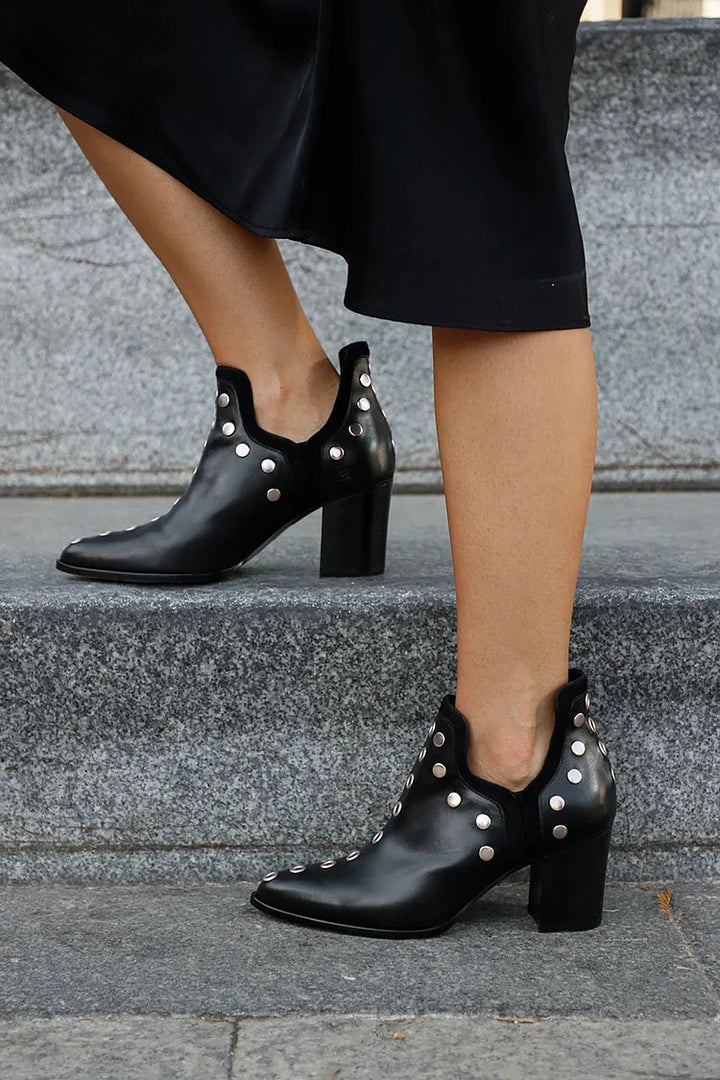 Giselle | Studded Ankle Boot Featuring a Wide Heel